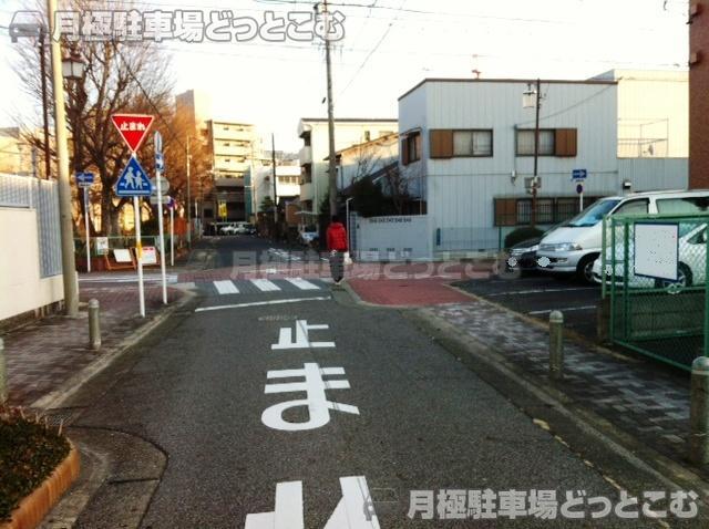 名古屋市千種区千種3丁目1005-2の月極駐車場3