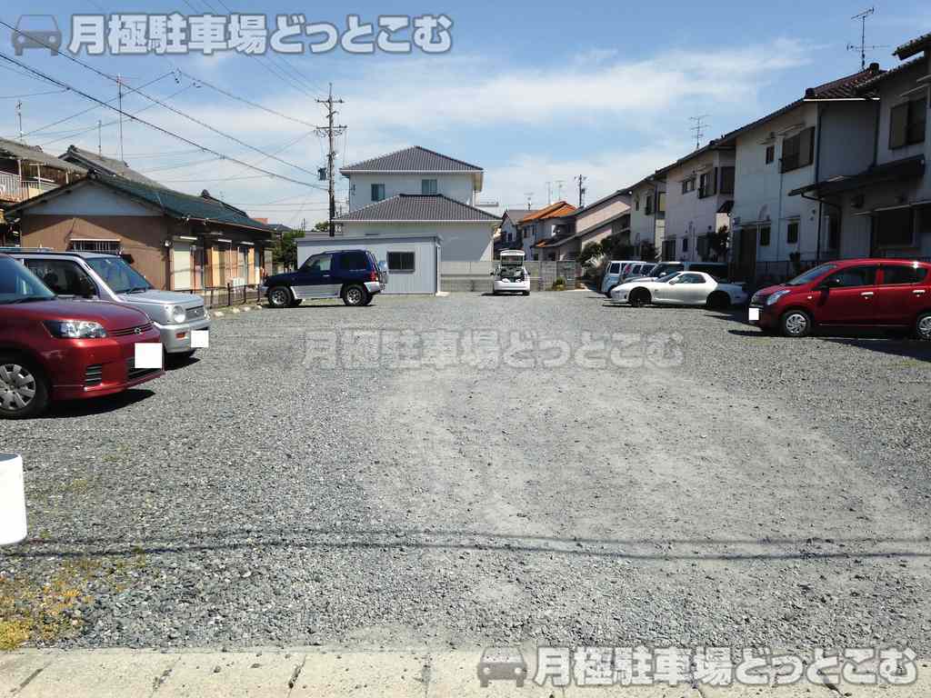 弥富市鯏浦町上六39の月極駐車場1