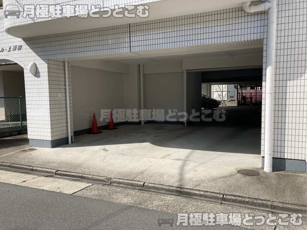 名古屋市北区上飯田北町1-18-2の月極駐車場2