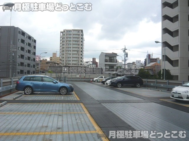 名古屋市中区正木3丁目4番12の月極駐車場3