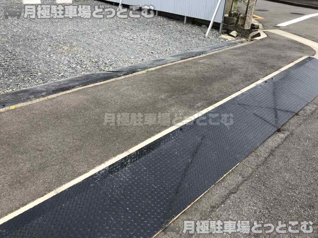 名古屋市熱田区伝馬2丁目1102の月極駐車場3