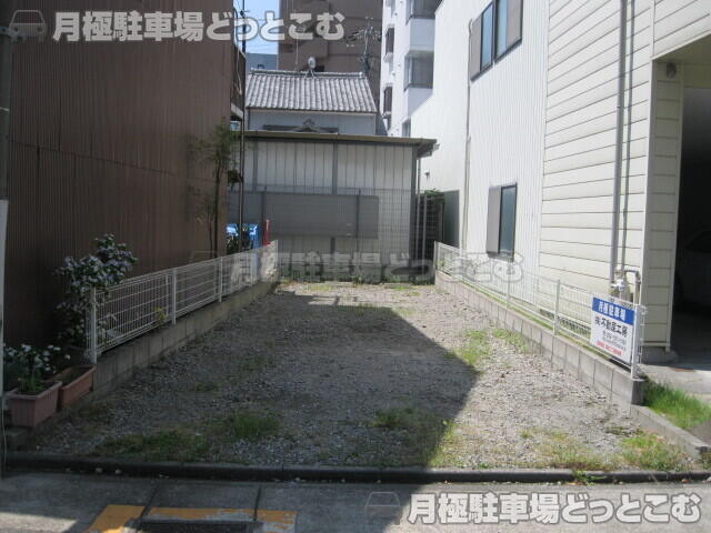 名古屋市中区新栄2丁目3811番1の月極駐車場2