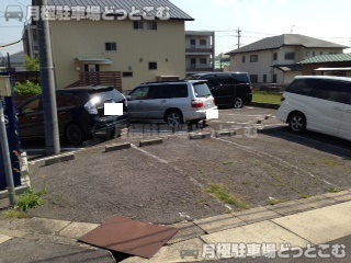 名古屋市名東区つつじが丘510-1の月極駐車場2