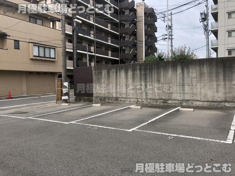 名古屋市昭和区福江2-901-7の月極駐車場2