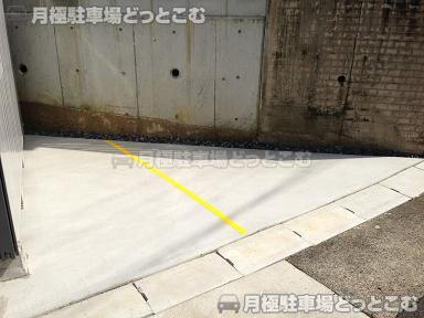 名古屋市昭和区五軒家町の月極駐車場2