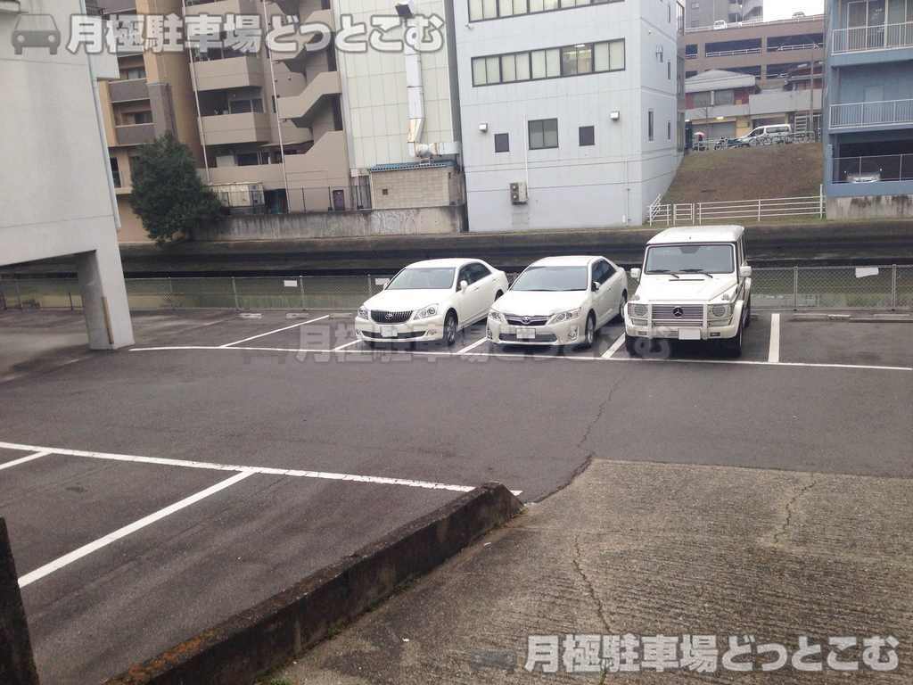 名古屋市中区千代田3丁目110の月極駐車場3