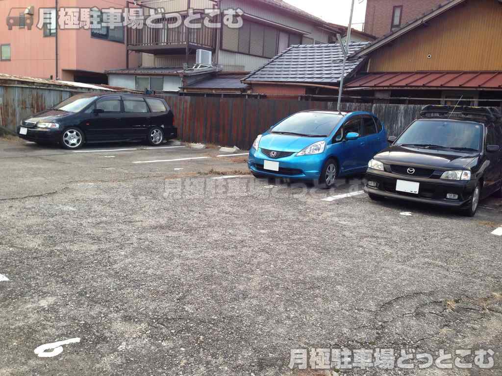 名古屋市中川区露橋1丁目1201の月極駐車場3