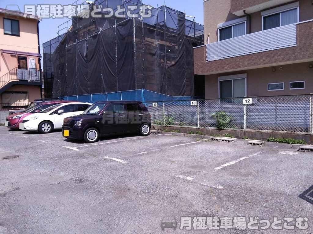名古屋市千種区若水3丁目2304-2の月極駐車場2