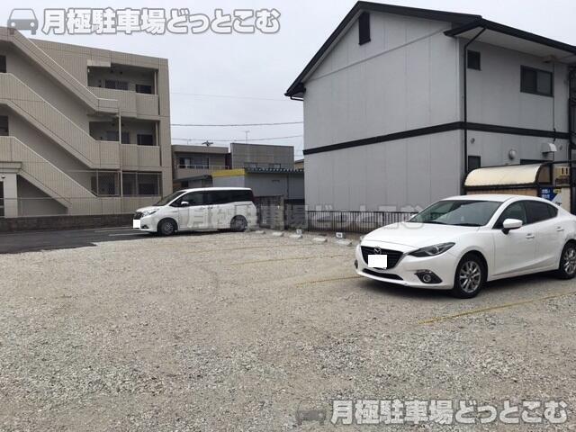 名古屋市西区天塚町2丁目56の月極駐車場2