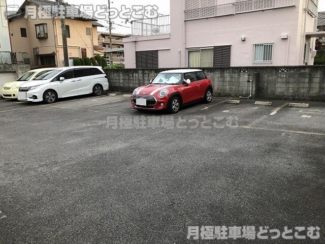 名古屋市名東区豊が丘2619の月極駐車場3