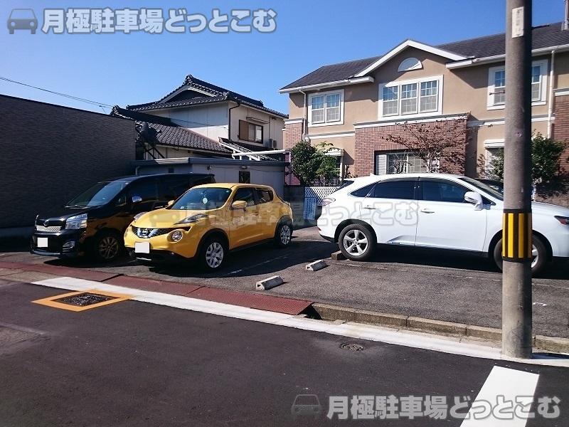 名古屋市瑞穂区井戸田町4-20の月極駐車場2