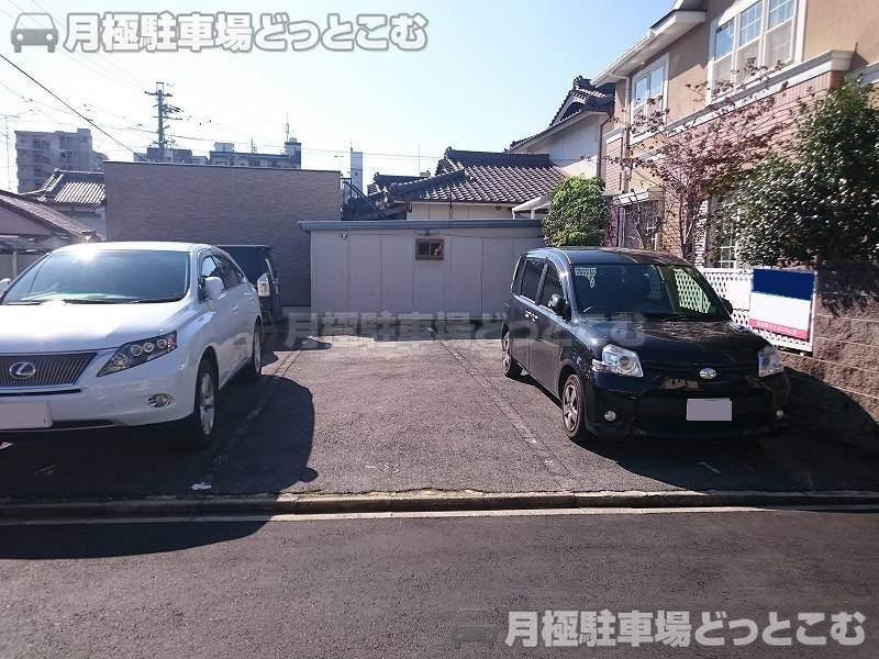 名古屋市瑞穂区井戸田町4-20の月極駐車場2