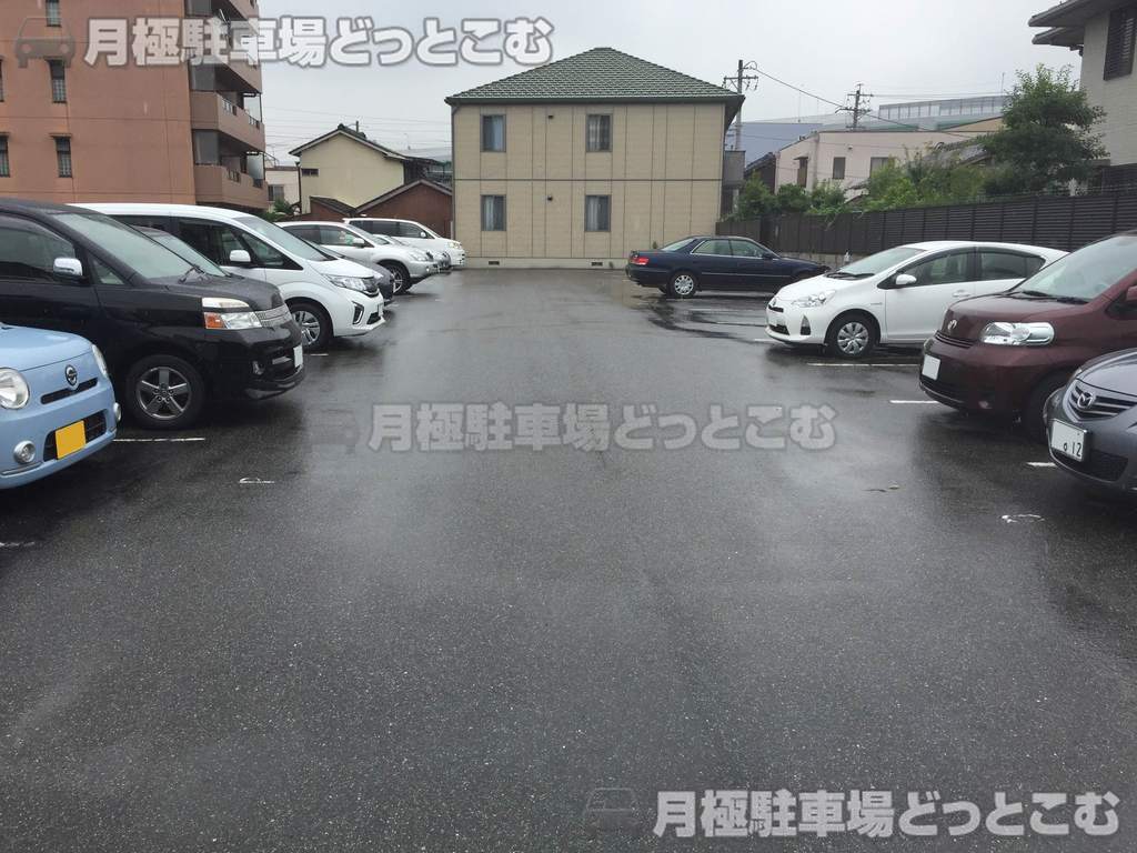 名古屋市熱田区六番1丁目519の月極駐車場2