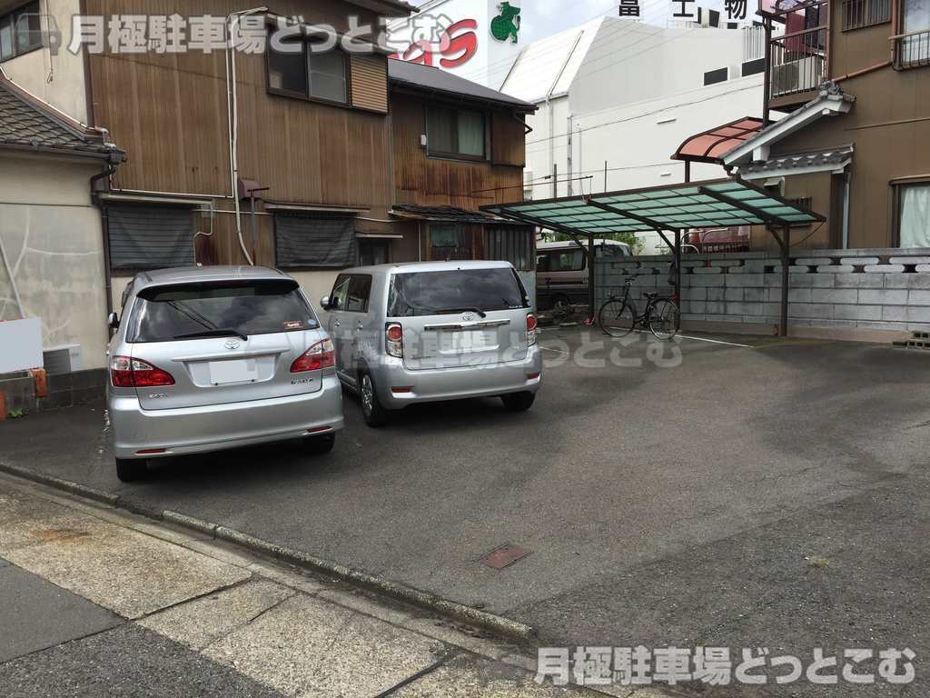名古屋市中川区柳堀町601-2の月極駐車場1