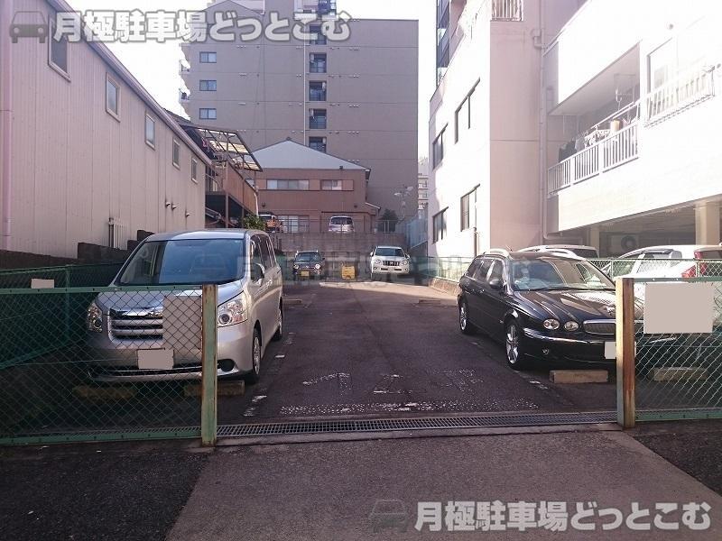 名古屋市中区富士見町311の月極駐車場1