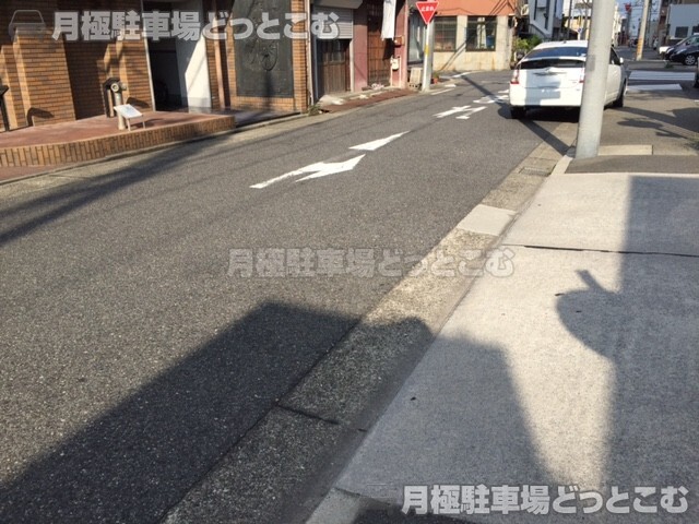 名古屋市中区千代田3丁目34-15の月極駐車場7
