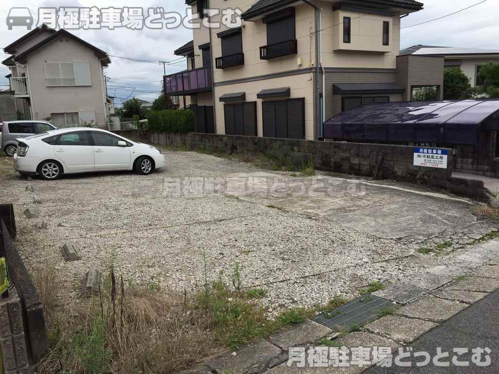 名古屋市天白区一つ山1丁目48-2の月極駐車場1