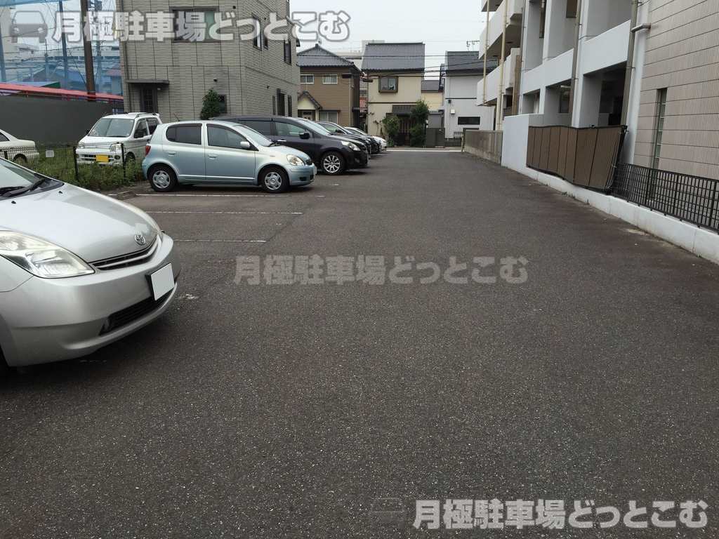 名古屋市瑞穂区土市町2丁目8の月極駐車場3