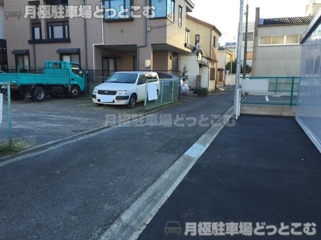 名古屋市北区東水切町2丁目13-3の月極駐車場3