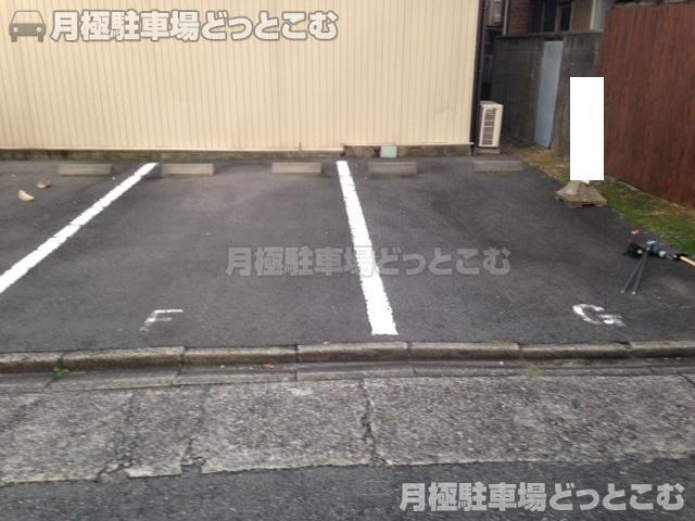 名古屋市中村区太閤通6-99-13の月極駐車場2