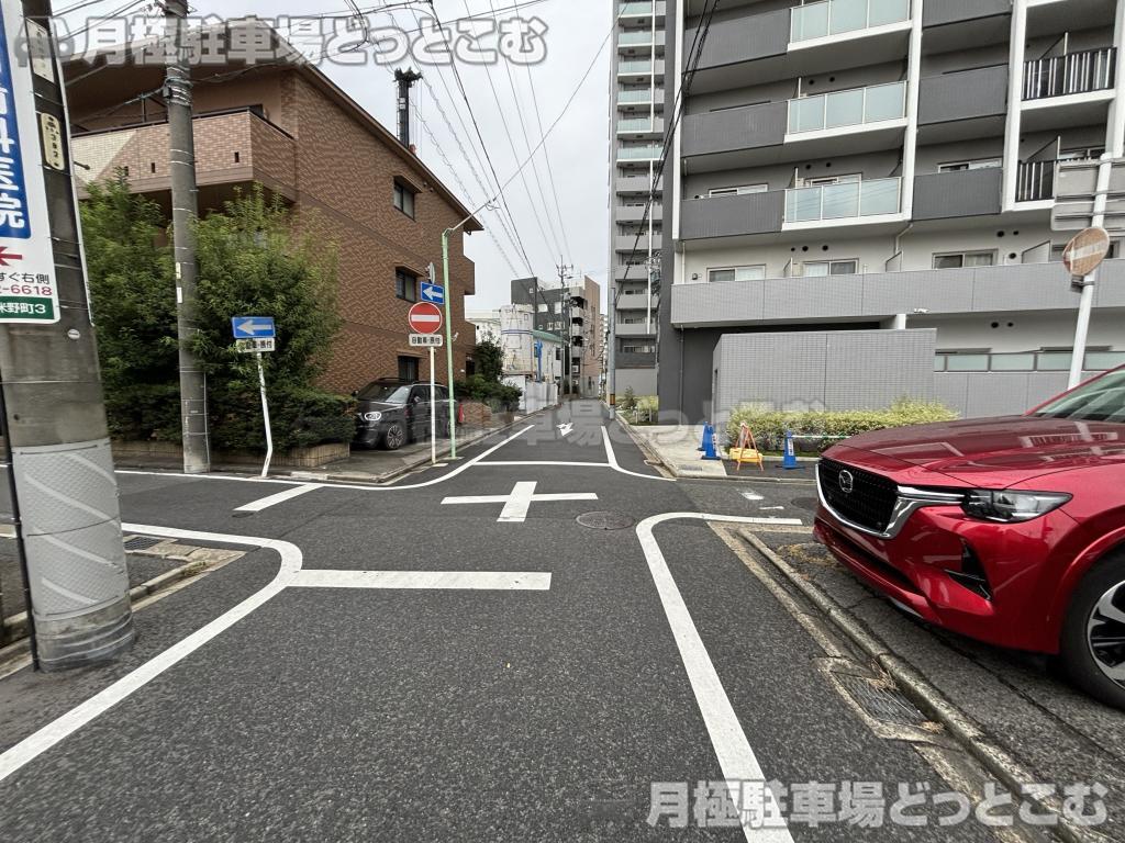 名古屋市中村区上米野町3丁目14-5の月極駐車場5