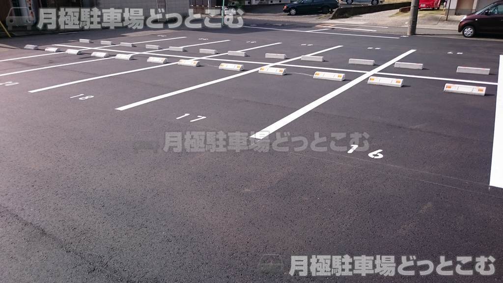 名古屋市港区本宮町1丁目58の月極駐車場2