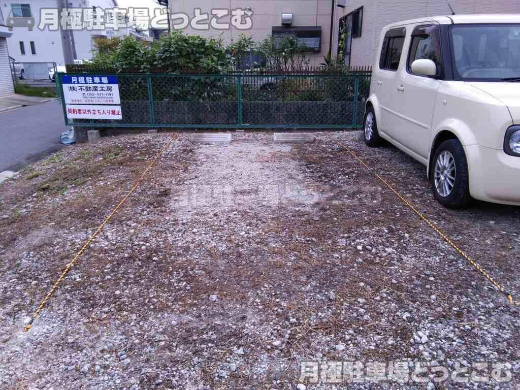 名古屋市西区枇杷島1丁目1210の月極駐車場3