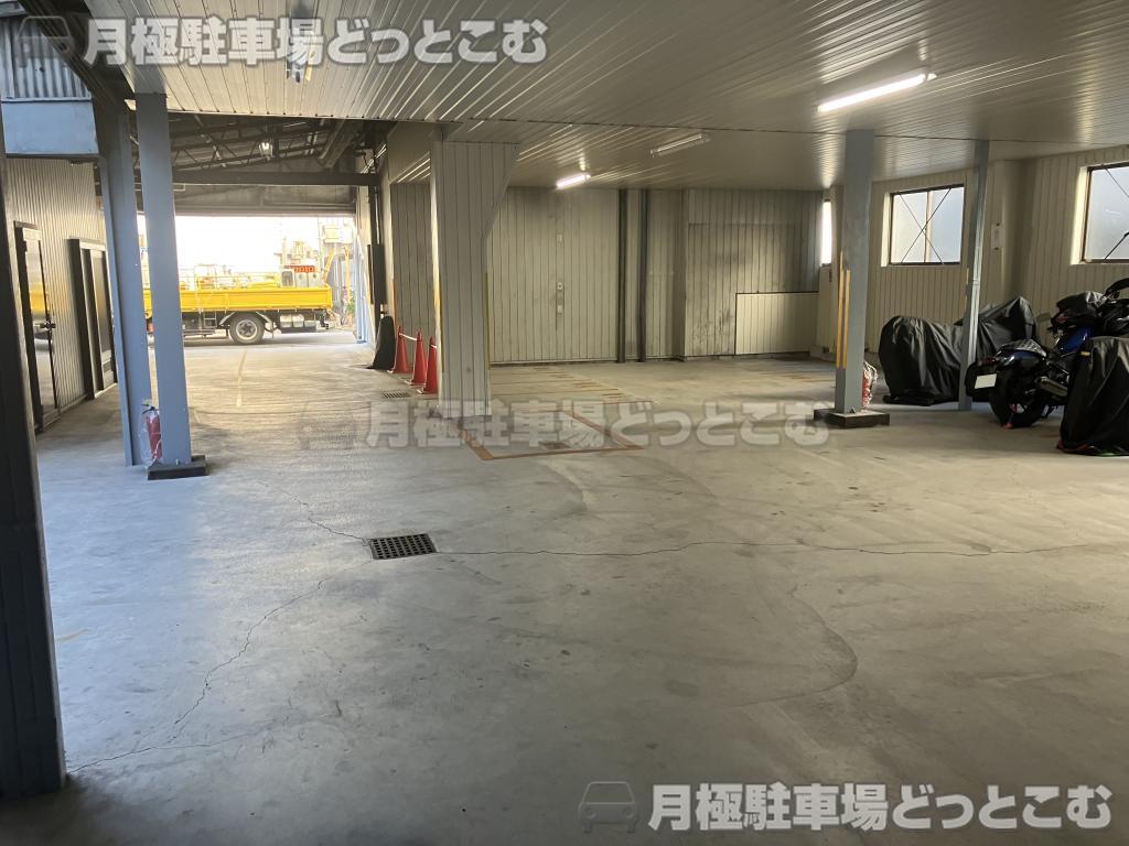 名古屋市熱田区横田2丁目2-27の月極駐車場8