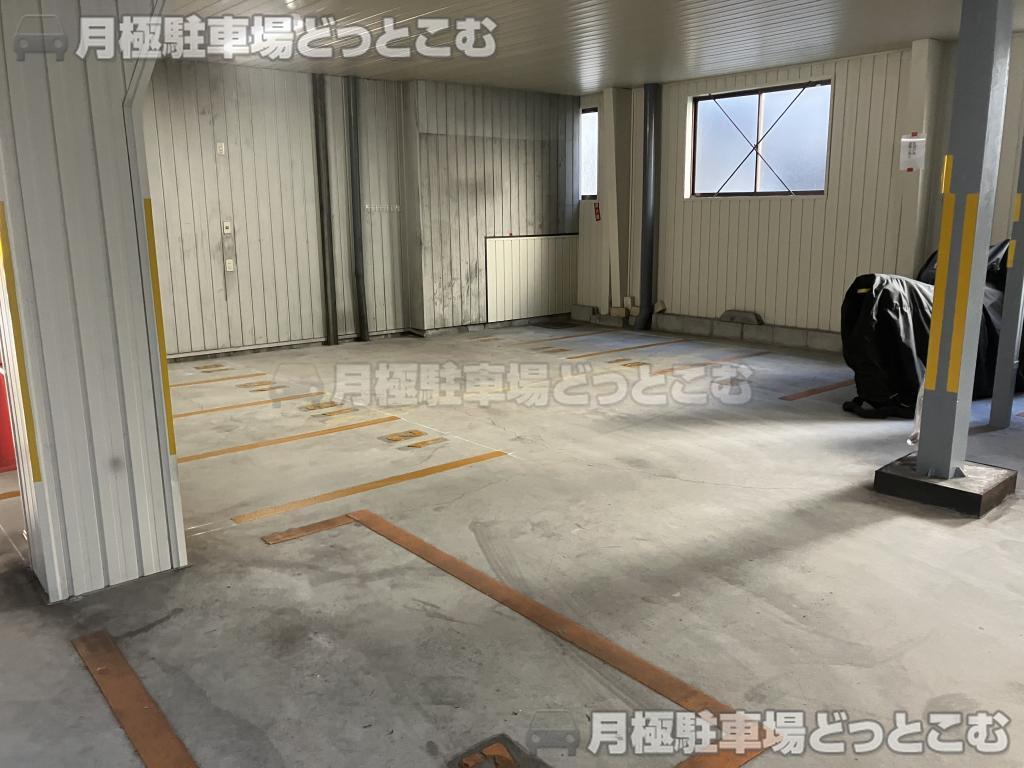名古屋市熱田区横田2丁目2-27の月極駐車場9