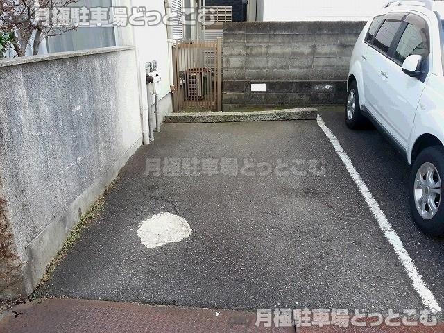 名古屋市中区新栄2丁目1401,1402の月極駐車場2