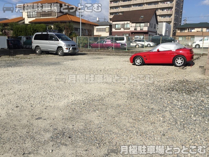 名古屋市守山区森孝4丁目615,616の月極駐車場4