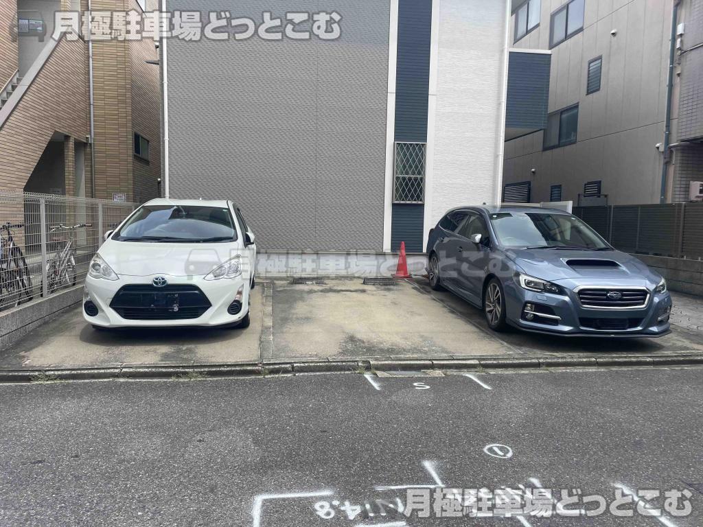 名古屋市中村区大秋町3丁目44番地の月極駐車場2