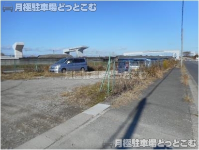 名古屋市港区新茶屋三丁目607番の月極駐車場3