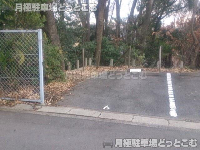 名古屋市昭和区妙見町55番3の月極駐車場2