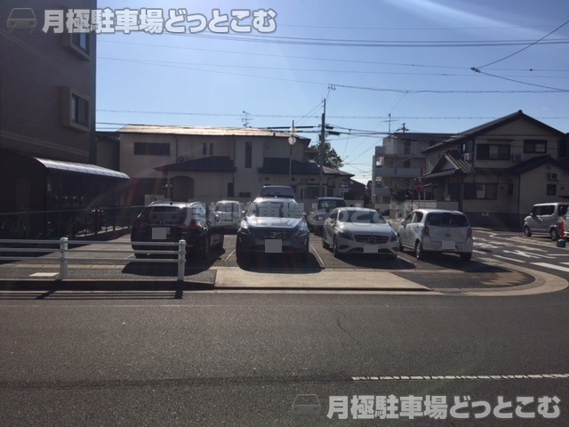 名古屋市緑区鳴海町上汐田154-1の月極駐車場3