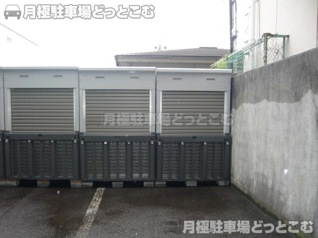 名古屋市中村区賑町17-2の月極駐車場2