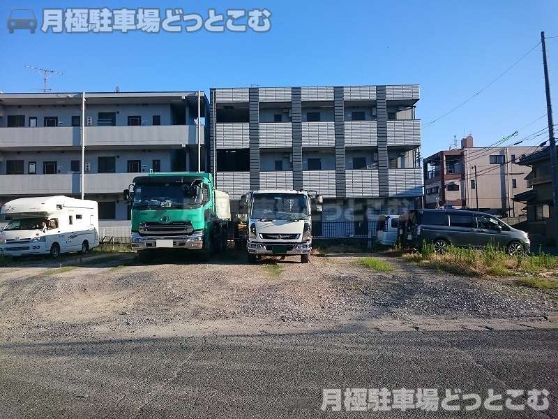 名古屋市中川区法華西町1丁目1の月極駐車場2