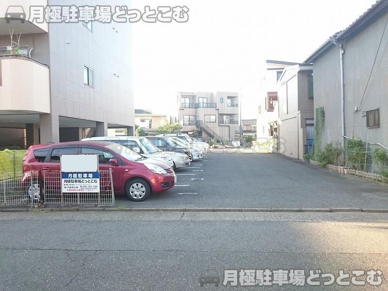 名古屋市中川区法華西町1丁目21の月極駐車場1