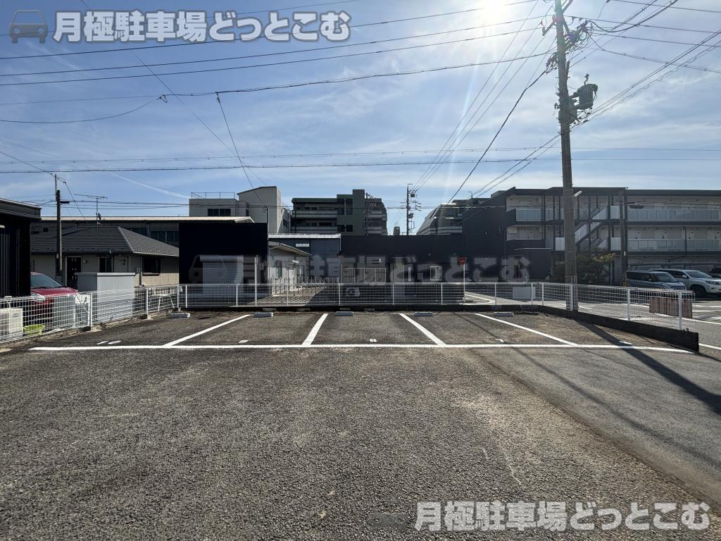 名古屋市中川区露橋町66の月極駐車場4