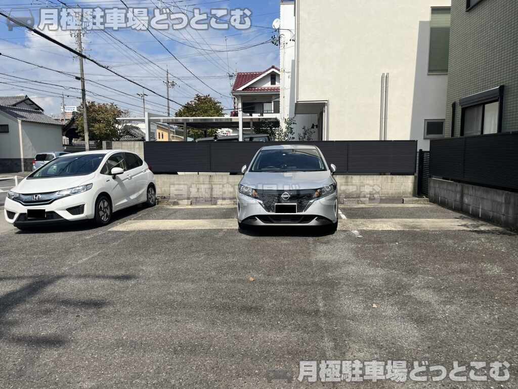 名古屋市千種区春岡通5丁目23番地の月極駐車場2