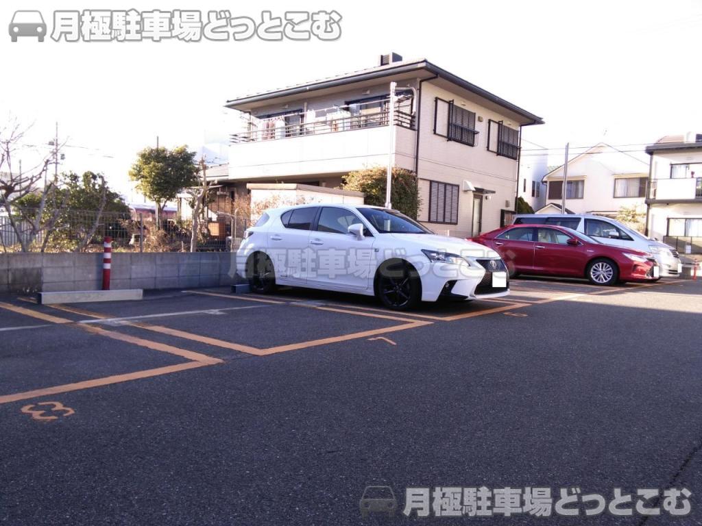 名古屋市熱田区大宝2-114の月極駐車場3