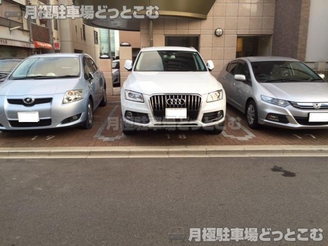 名古屋市中村区太閤通5-20-4の月極駐車場2