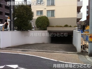 名古屋市昭和区石仏町2丁目1-40の月極駐車場3