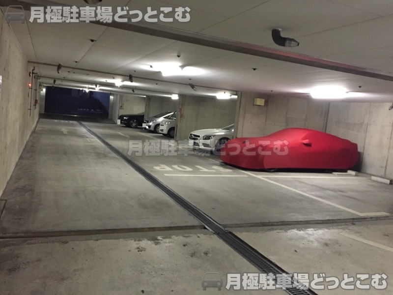 名古屋市昭和区石仏町2丁目1-40の月極駐車場4