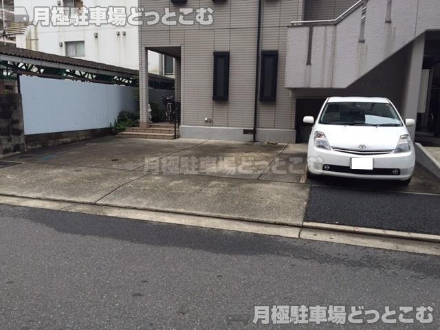 名古屋市中区千代田3丁目2509の月極駐車場1