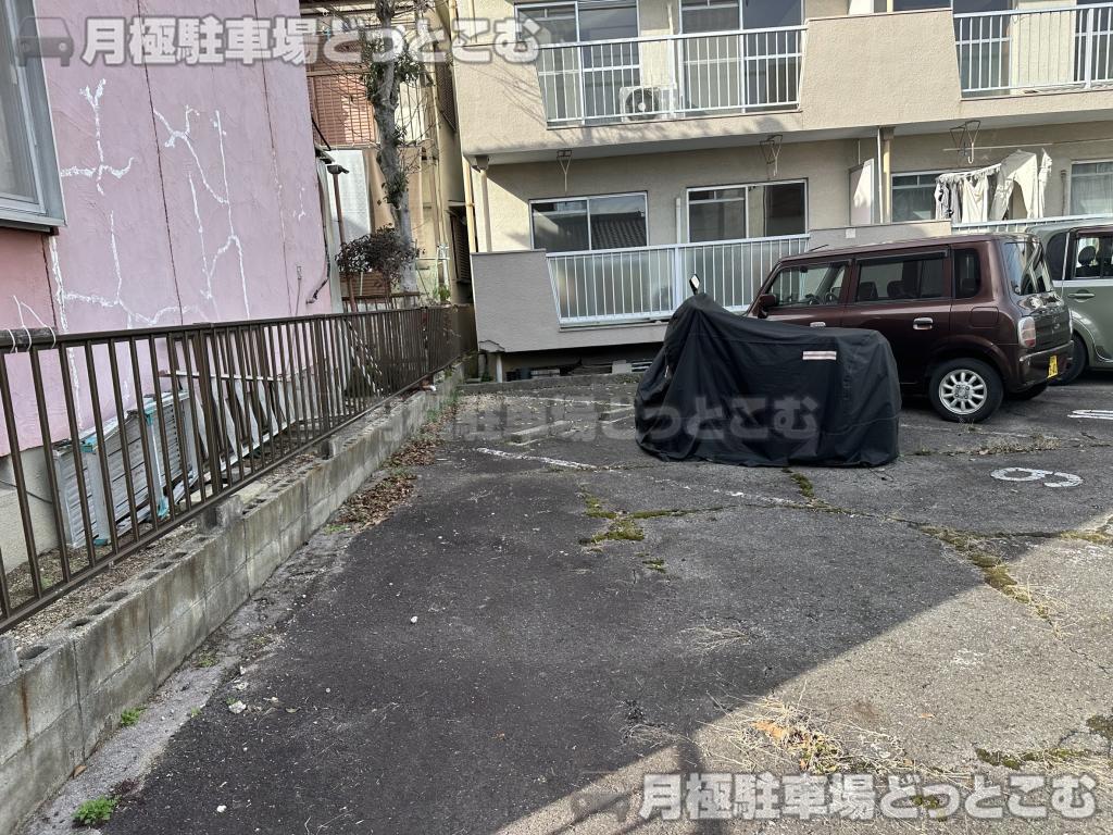 名古屋市守山区森孝2丁目218の月極駐車場6