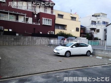 名古屋市南区三吉町3-33の月極駐車場3