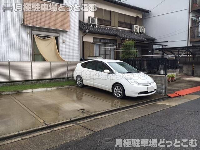 名古屋市中村区稲上町2-41の月極駐車場3