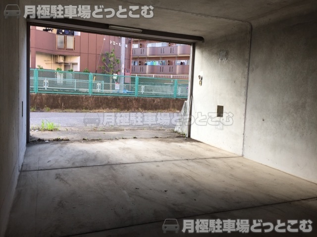 日進市赤池5-205の月極駐車場3