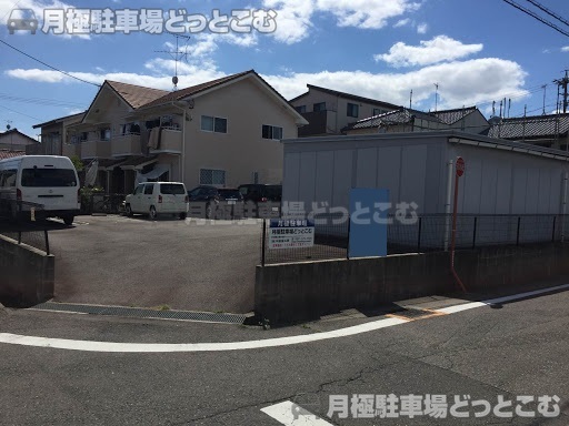 名古屋市西区大野木1丁目114-1の月極駐車場3